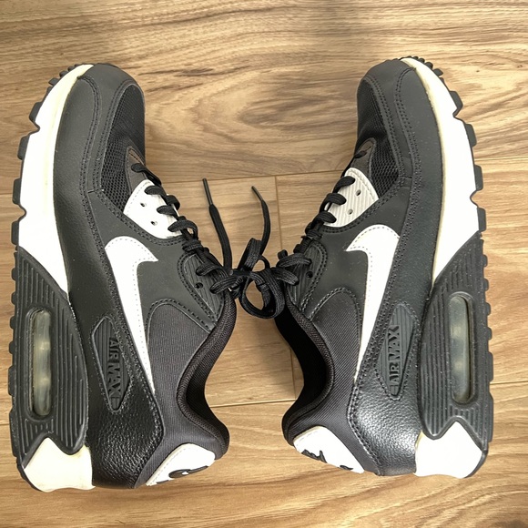 Nike Air Max 90 Essential black white/ metallic silver - Picture 6 of 6